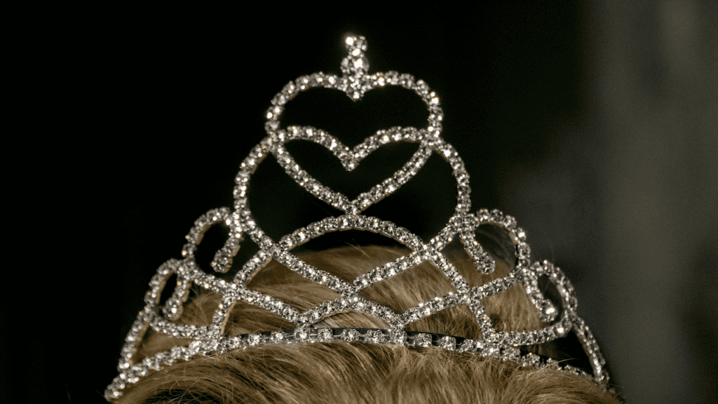 Fair queen tiara